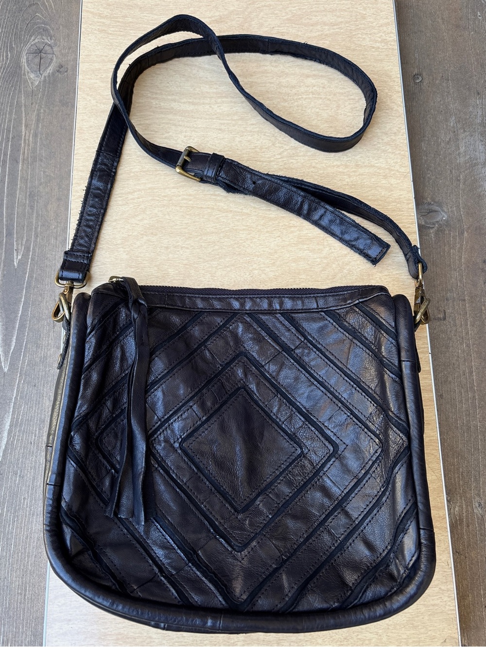 Monserat De Lucca Benecio Leather Crossbody Bag In Black